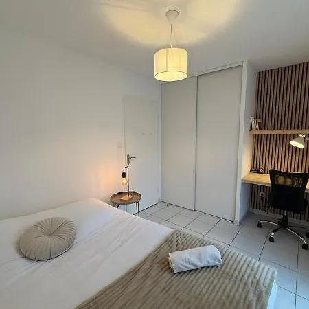 Le Clair De Lune Elegant T3 With Private Parking *