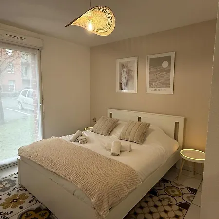 Appartement Le Clair De Lune Elegant T3 With Private Parking Maubeuge