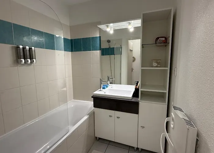 Appartement Le Clair De Lune Elegant T3 With Private Parking Maubeuge